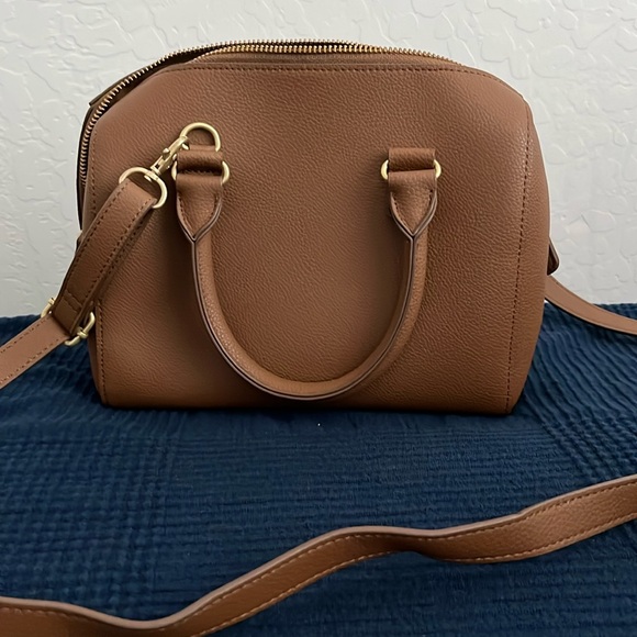 Uniqlo tan purse - Picture 3 of 12